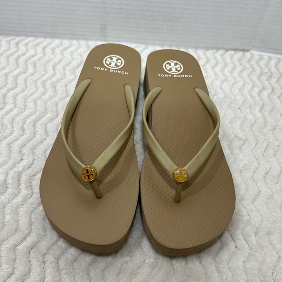 Tory Burch Sandals Women’s 9.5M Beige Wedge Thong Thin Flip Flops Casual Comfort - Picture 4 of 11